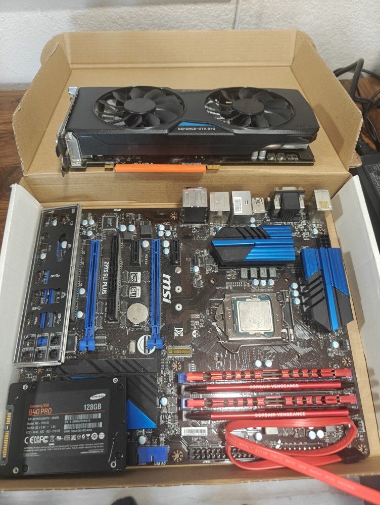 Intel I7 4790k, Z97, 32GB DDR3 1600, 128GB SSD, GTX 970 Combo