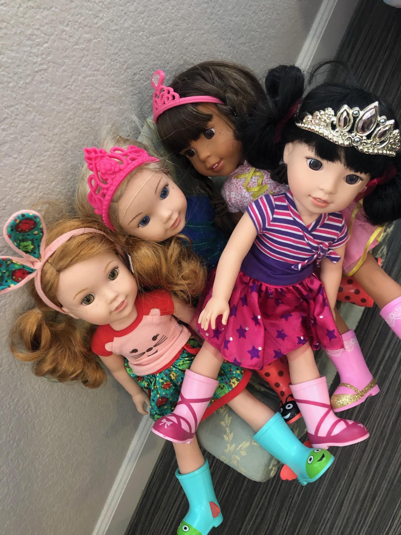 Lot of 4 American Girl wellie Wisher dolls