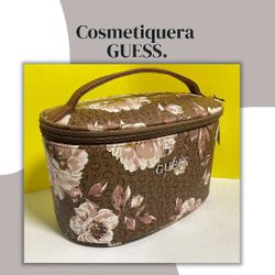 Guess Cosmétiquera... 