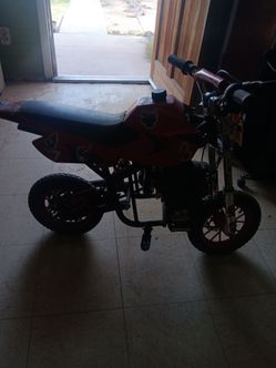 Kids mini dirt bike