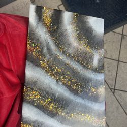 “Golden Eclipse” – Handmade Resin Art Tray No Food Safe Only Decorative