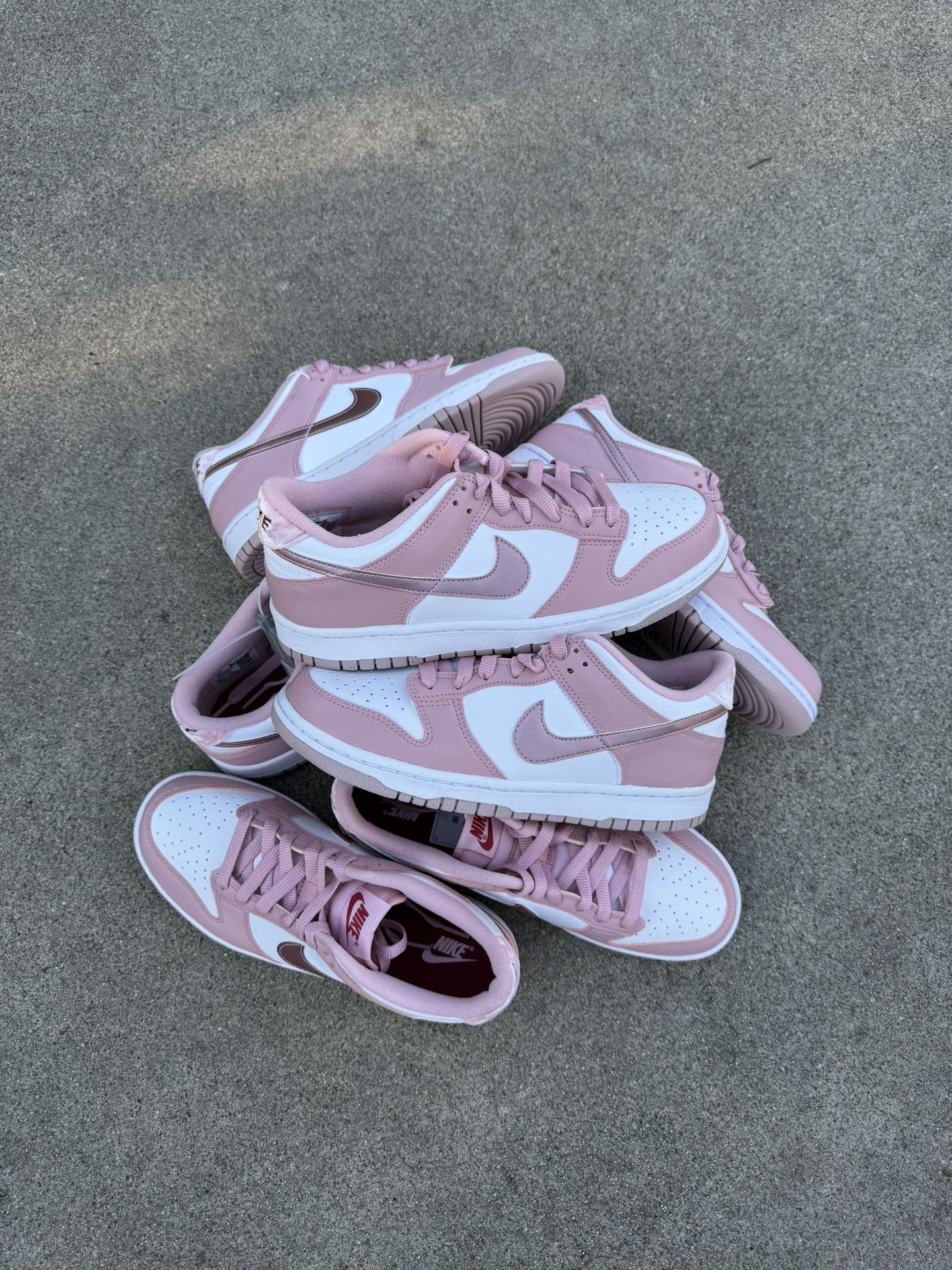 Nike Dunk Low “Pink Velvet”