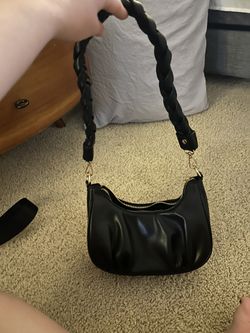 Black Shoulder Bag 