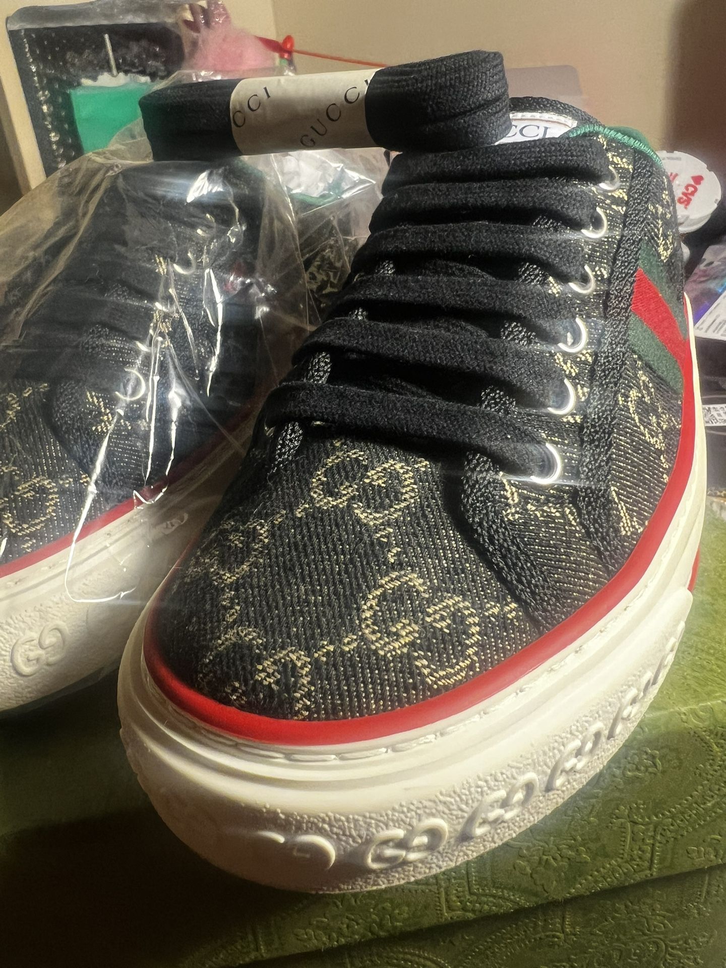 WOMENS GUCCI SHOES