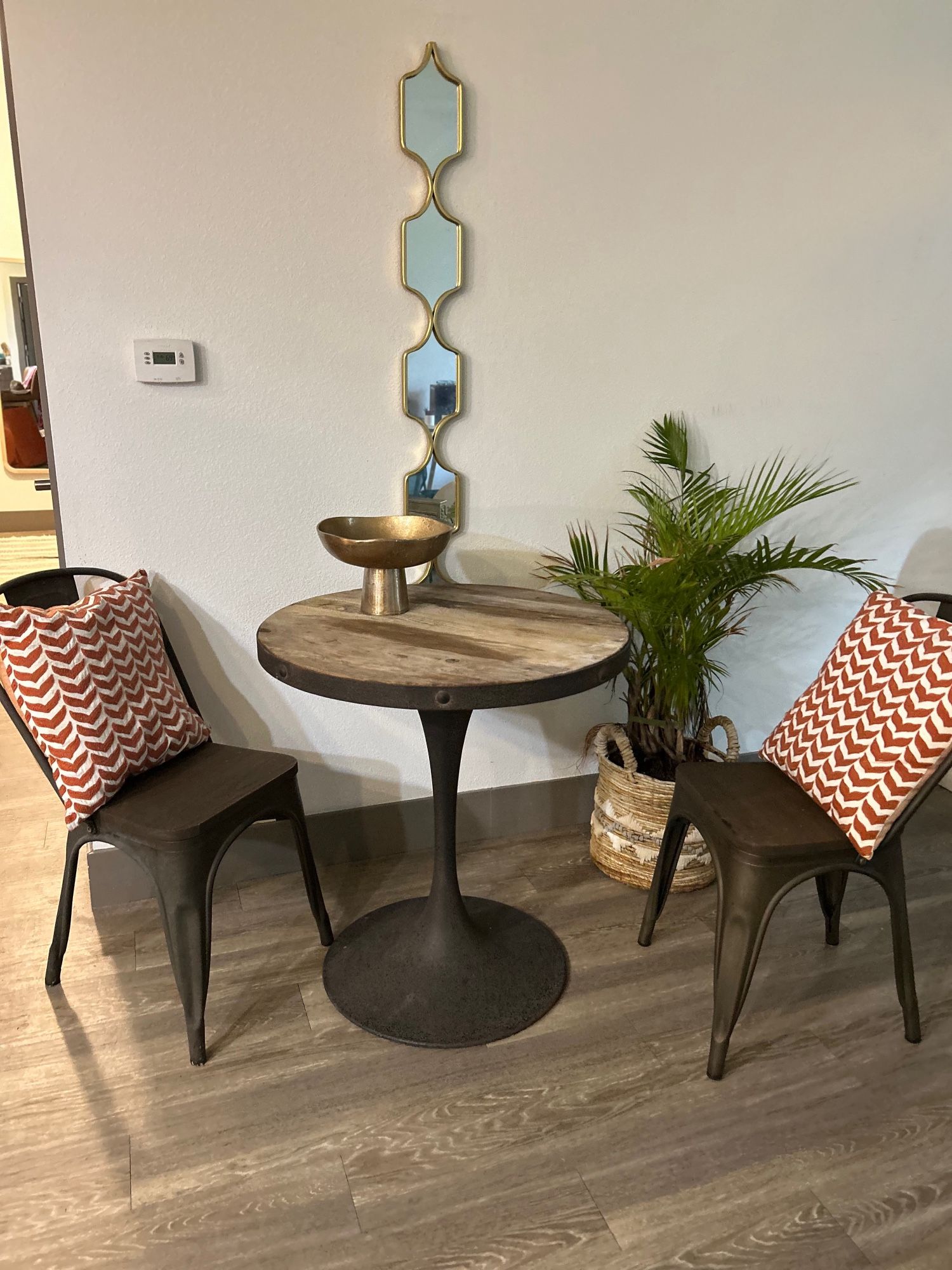 Cafe Table With 2 Chairs