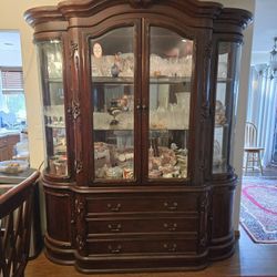 China cabinet, like new