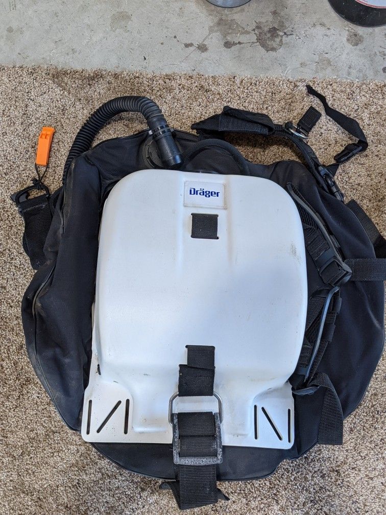 Great Condition Drager Dolphin Rebreather W/ uwatec Oxy 2 Computer & Tanks, Octopus