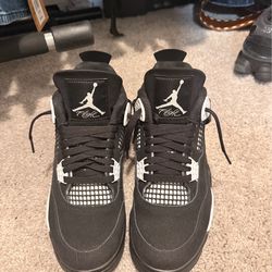Size 8 Jordan 4 White Thunder