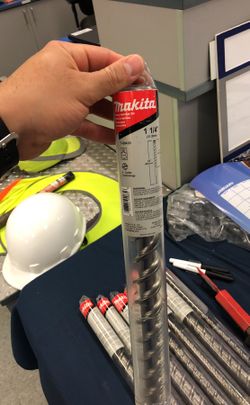 Makita T-00430 1 1/4” Rotary Hammer Bit