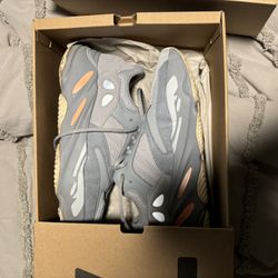 Selling Shoe Collection Yeezy/Jordans Etc 