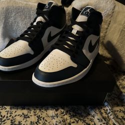 Jordan 1 mid 