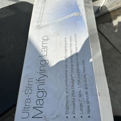 Magnifying Workbench Lamp 