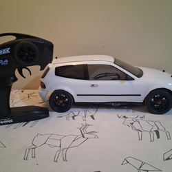 Vaterra RC Car 4x4 with 1992 Honda Civic Body