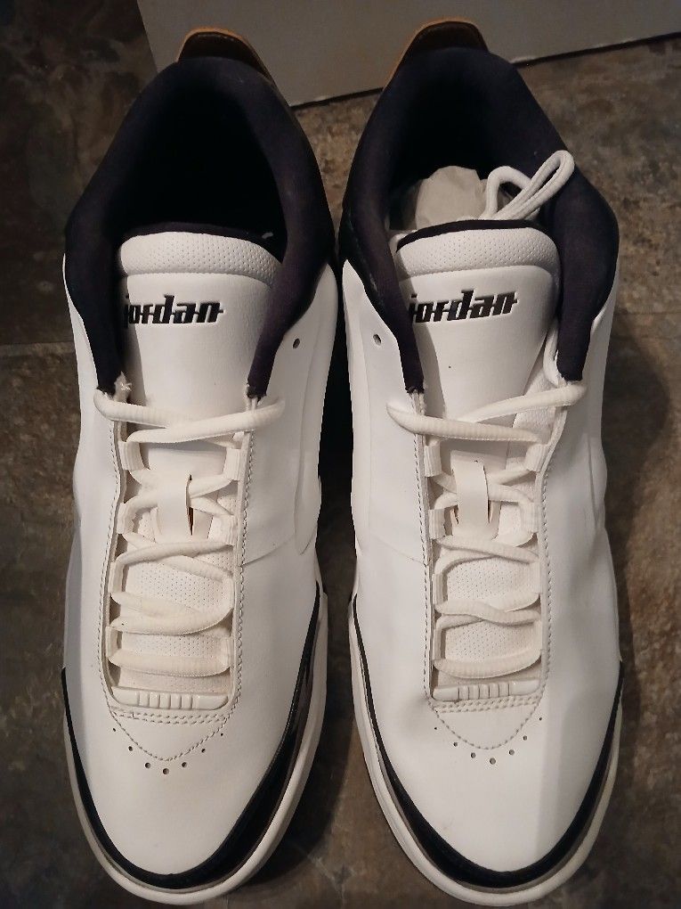 9 NEW PAIRS MEN'S NIKE SHOES