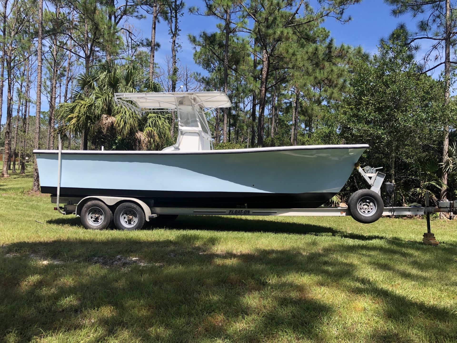 BOAT GOLDLINE 26