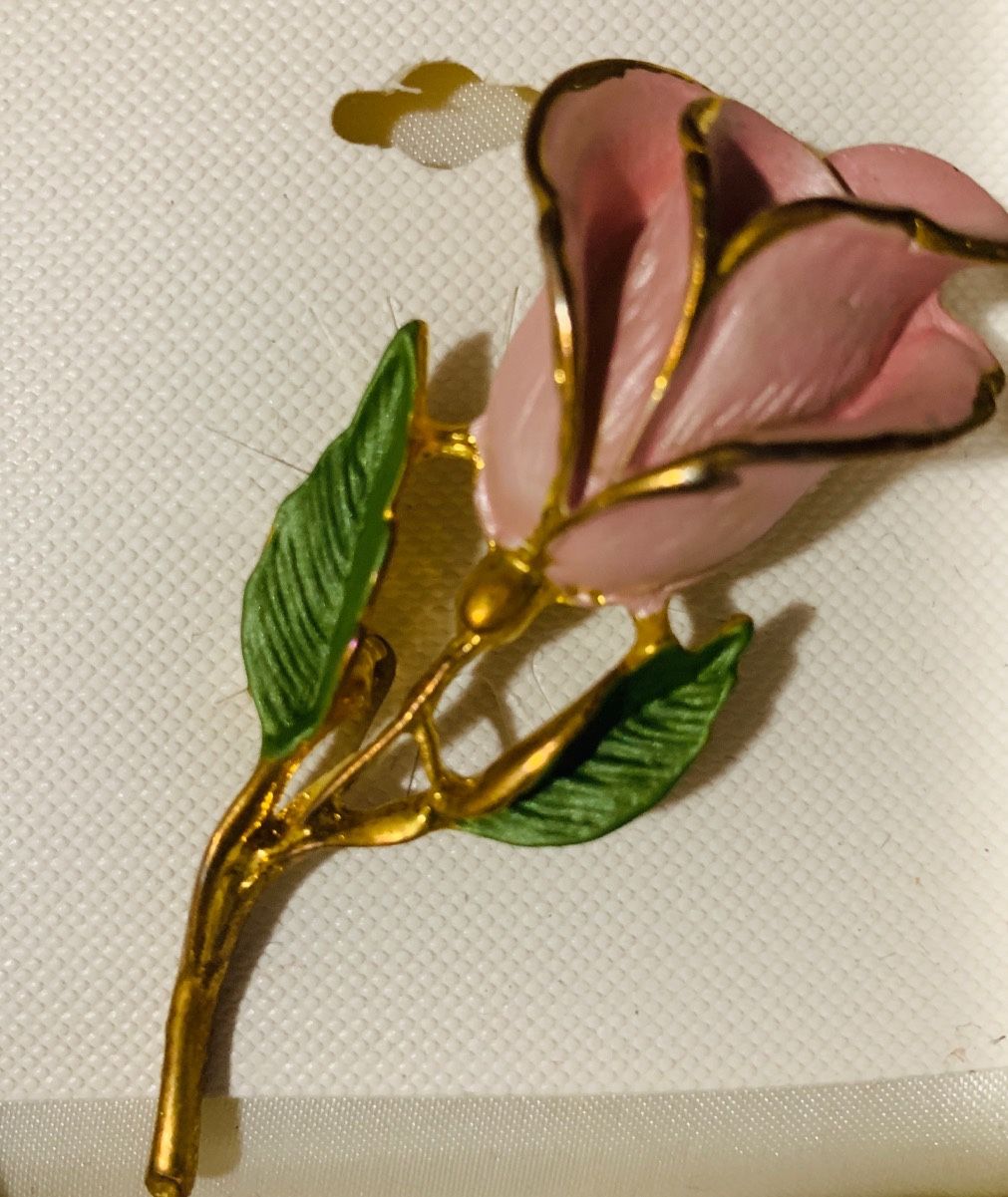 Rose brooch