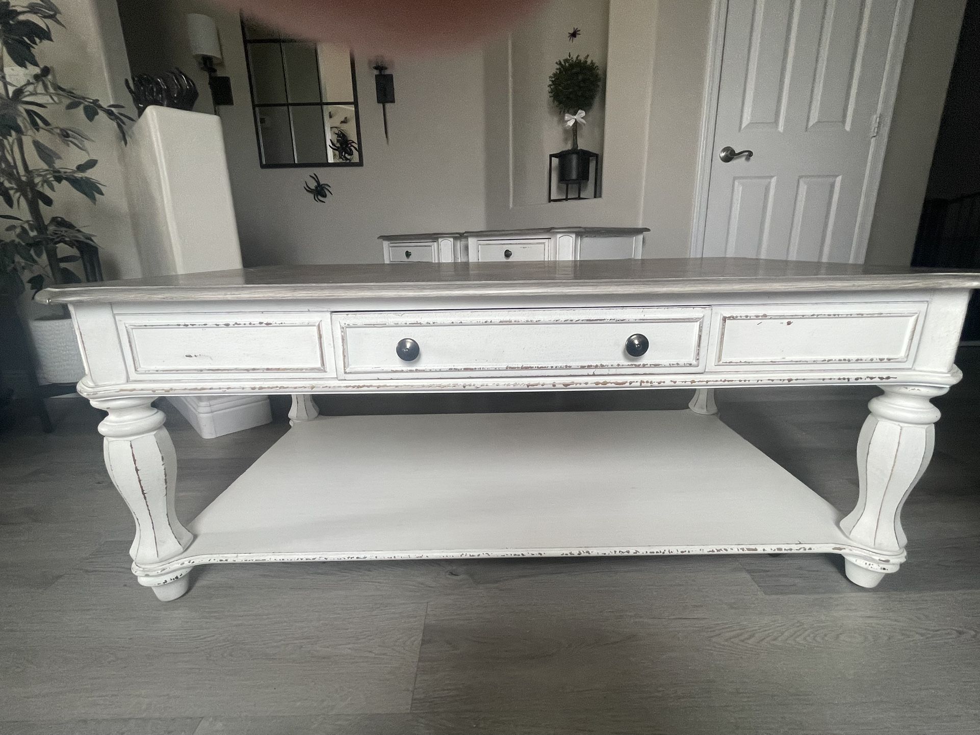 Coffee and End Tables