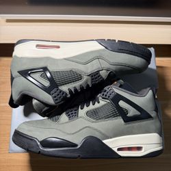 Jordan 4 Undefeated Size 12