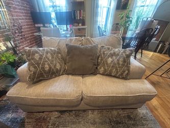 Alesandra Loveseat from Ashley Furniture