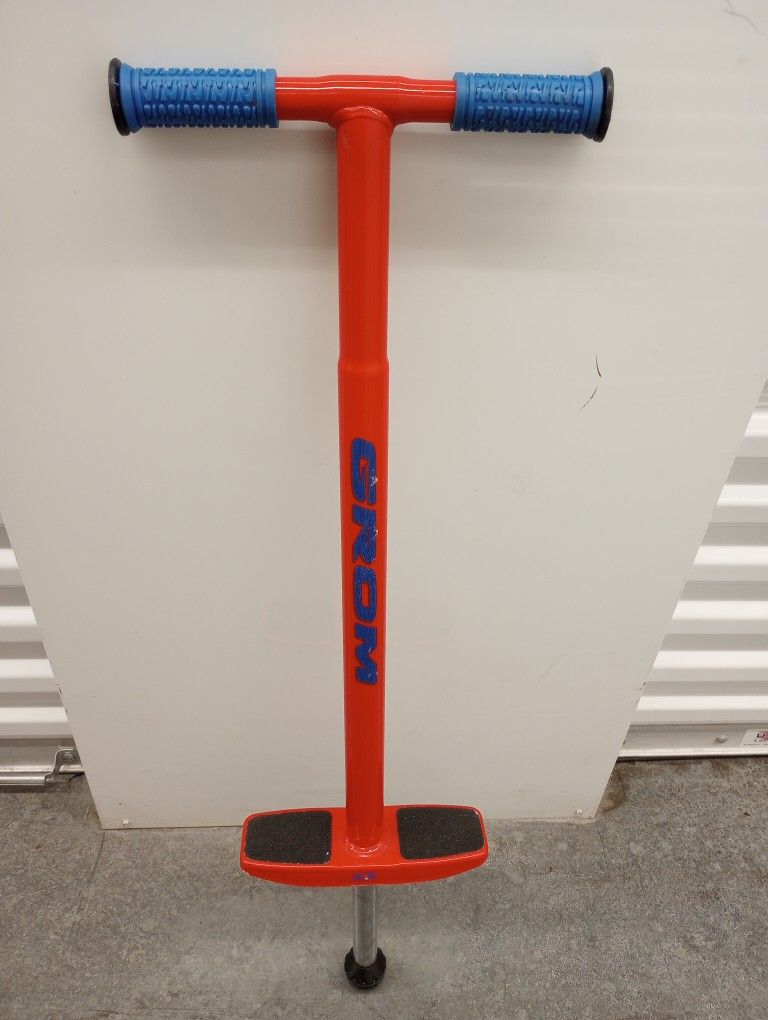 Grom Pogo Stick Red Age 5-9 40-90 Lbs