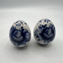 Russian Gzhel Porcelain Easter Egg Salt & Pepper Shakers Holders Hand-painted
