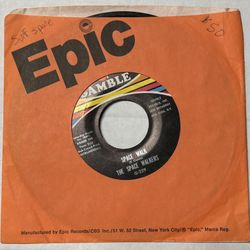 THE SPACE WALKERS - Apollo 9 / Space Walk GAMBLE SURF SPACE ROCK 45 RARE