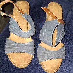 Wedges Size 6