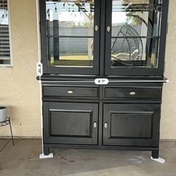 China Cabinet 