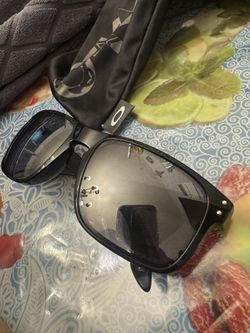 Oakley Holbrook Glasses