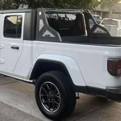 Jeep Gladiator Rack