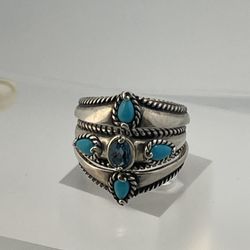 Big Fingers Ring 