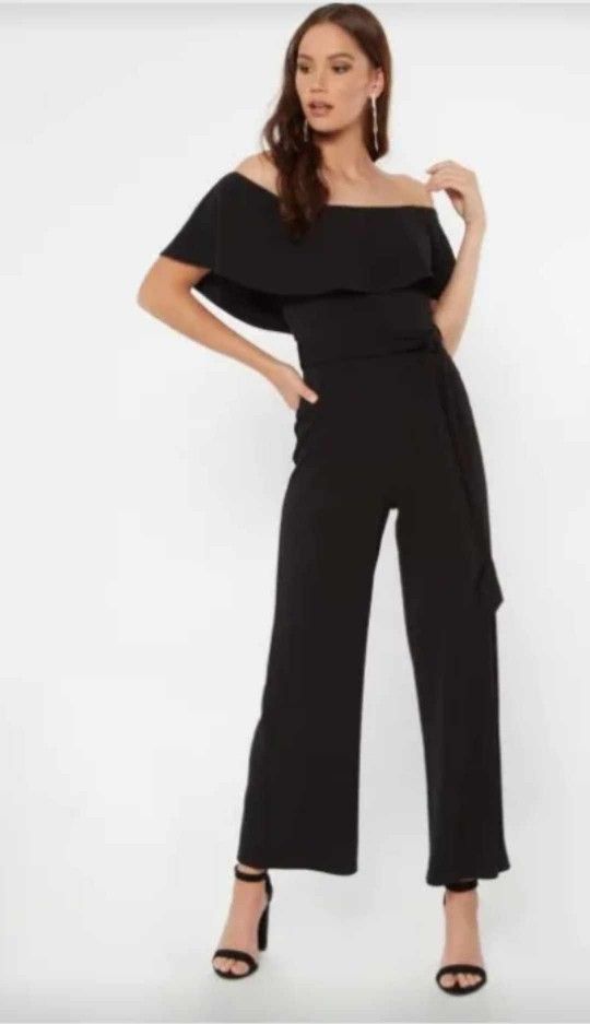 New Women's Jumpsuit Size Medium 