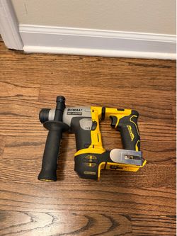 Dewalt ATOMIC 20V MAX Cordless Brushless Ultra-Compact 5/8 in. SDS Plus Hammer Drill (Tool Only)