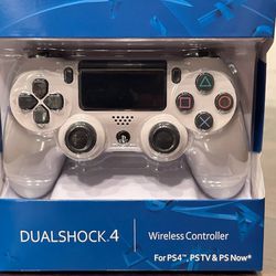 White PS4 Dual Shock Controller
