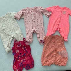 Infant Baby Clothes Outfit Pajamas With Great Condition 