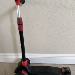 Kids Allek Kick Scooter with Light Up Wheels