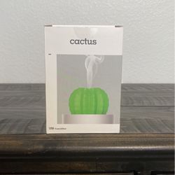 Free Cactus-shaped USB Humidifier 