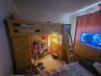 Solid Wood Bunk Bed & Detachable Twin & dresser