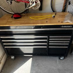 Husky tool bench