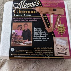 Aleene's Ultimate Glue Gun Kit Adjustable Flow Temp 5 Nozzles