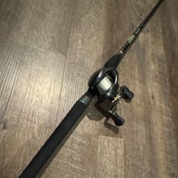 Dobyns Fury 7’9” 15-30 1-5oz Shimano Curado 300 Hg  6 .6  Swimbait Casting Fishing Rod. 