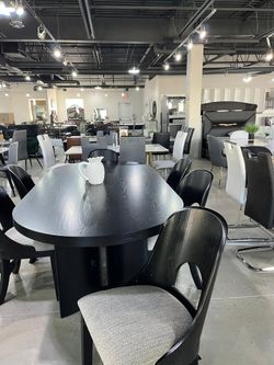 Stunning black finish oval dining set w/ultra sleek design chairs