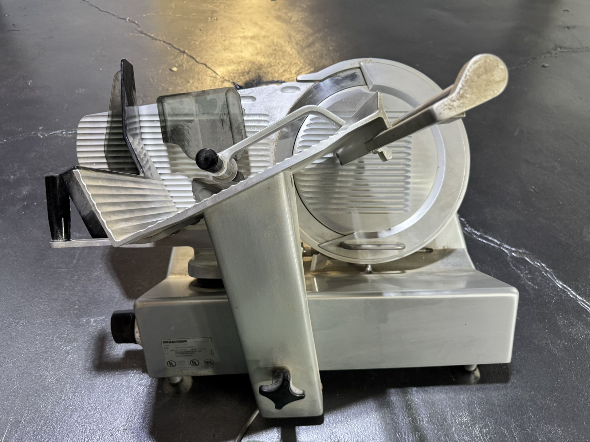 Commercial Meat Slicer