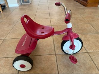 Radio Flyer “Fold To Go” Tricycle