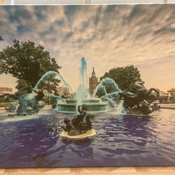 Art- Kansas City Plaza Fountain 