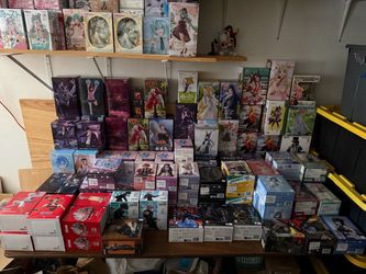 Anime Figure Lot
