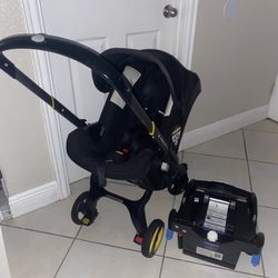 Doona Stroller With Base 