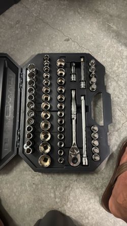 Husky 52-Piece 1/2” Drive Mechanics Tool Set – Like New