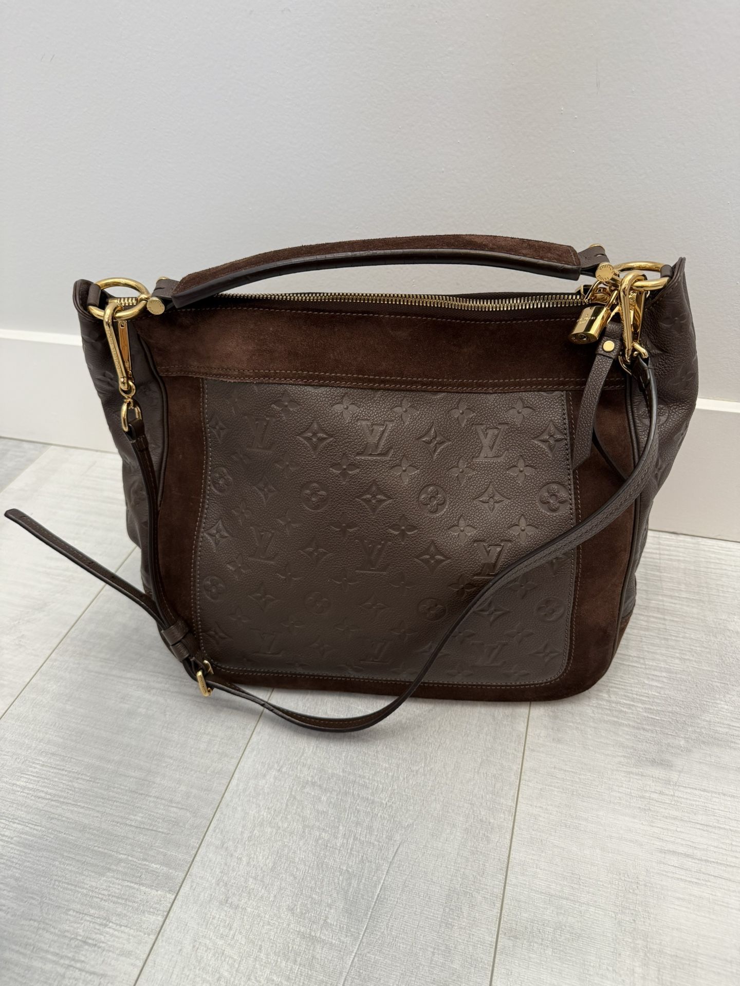 Louis Vuitton Odysseus Amprent Shoulder Bag