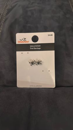 New Way To Celebrate Halloween Skull Skeleton Earrings 